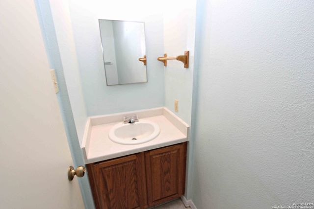 6214 Candlemeadow, San Antonio, TX 78244