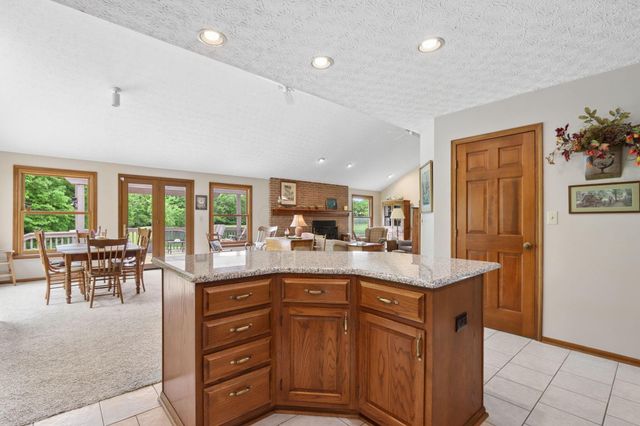 1525 Cole Road, Columbus, OH 43228