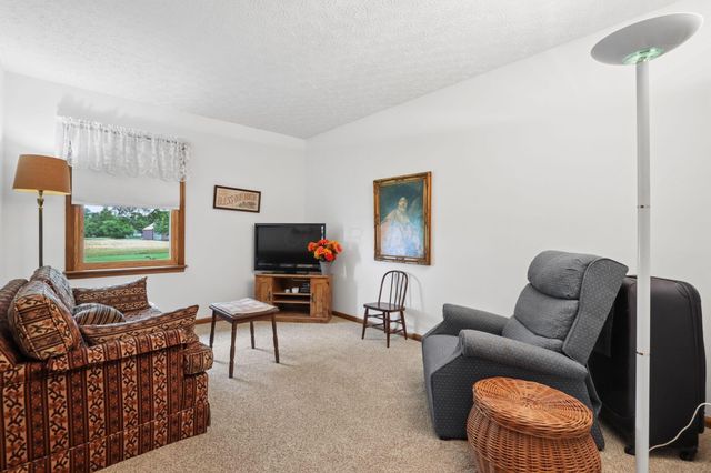 1525 Cole Road, Columbus, OH 43228