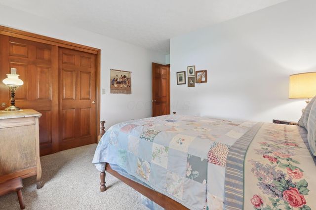 1525 Cole Road, Columbus, OH 43228