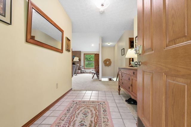 1525 Cole Road, Columbus, OH 43228