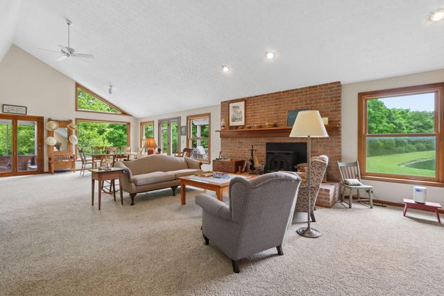 1525 Cole Road, Columbus, OH 43228