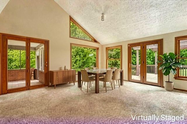 1525 Cole Road, Columbus, OH 43228