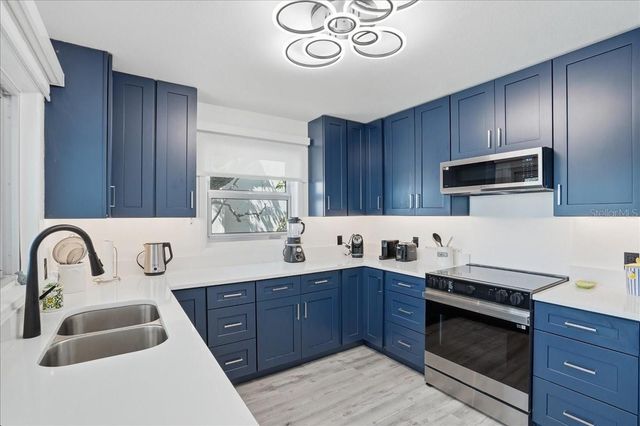 3481 BAYOU SOUND, Longboat Key, FL 34228