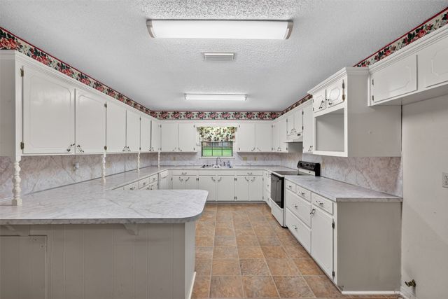 7516 Waterwood Drive, Greenwood, LA 71033