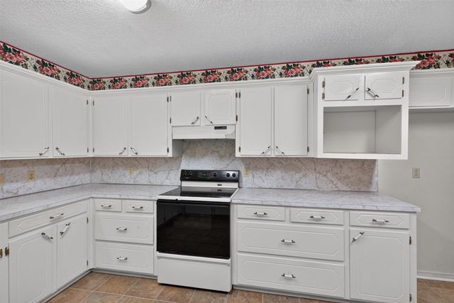 7516 Waterwood Drive, Greenwood, LA 71033