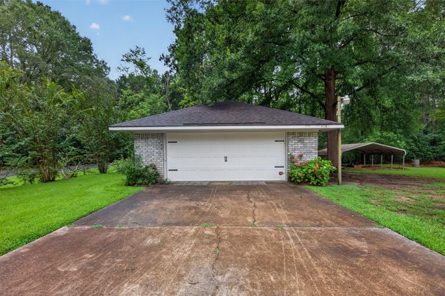 7516 Waterwood Drive, Greenwood, LA 71033