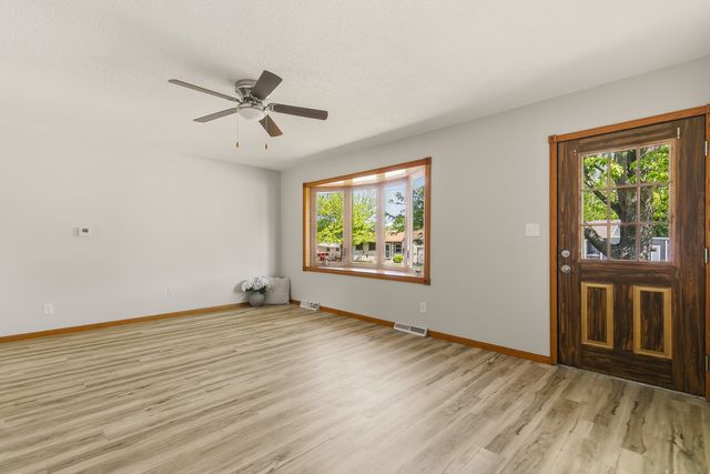 1501 Cherry Hills Road, Bettendorf, IA 52722