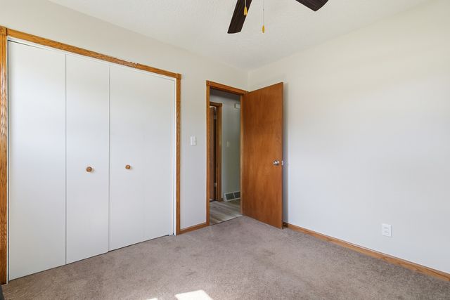 1501 Cherry Hills Road, Bettendorf, IA 52722