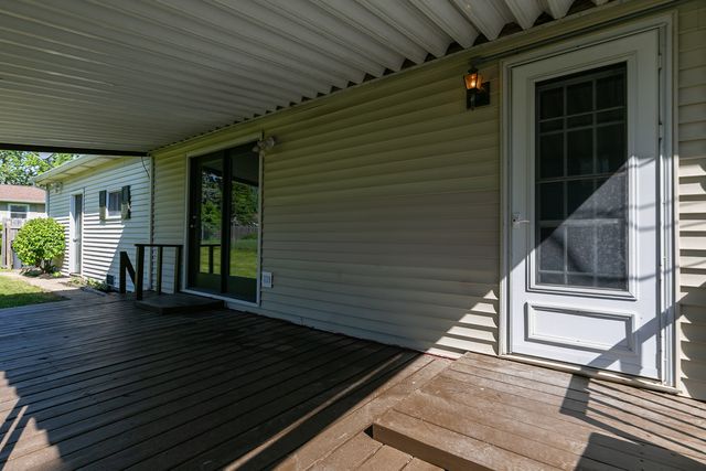 1501 Cherry Hills Road, Bettendorf, IA 52722
