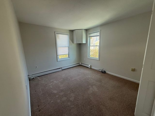 11 Julian Ln 11, Milford, MA 01757