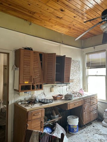 505 S Main Street, Tuscola, IL 61953