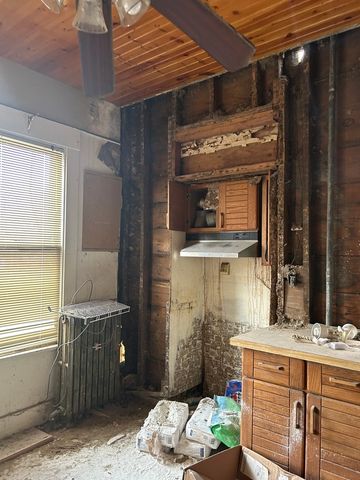 505 S Main Street, Tuscola, IL 61953