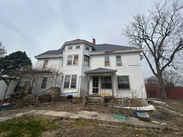 505 S Main Street, Tuscola, IL 61953