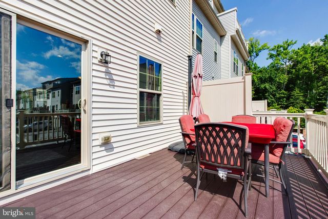 807 FOXLEIGH WAY, Baltimore, MD 21220