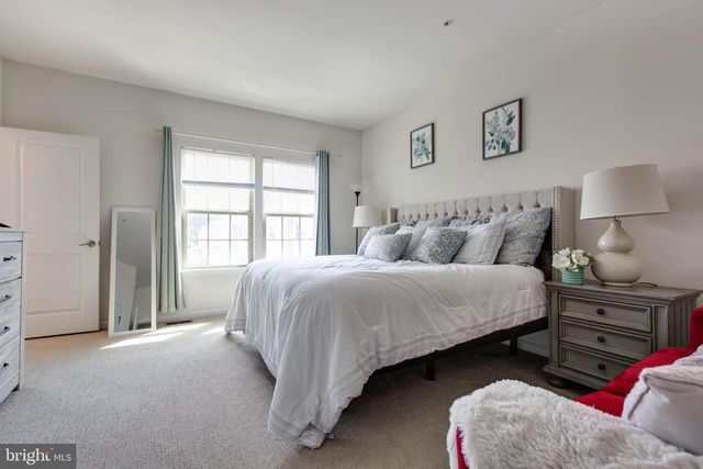 807 FOXLEIGH WAY, Baltimore, MD 21220