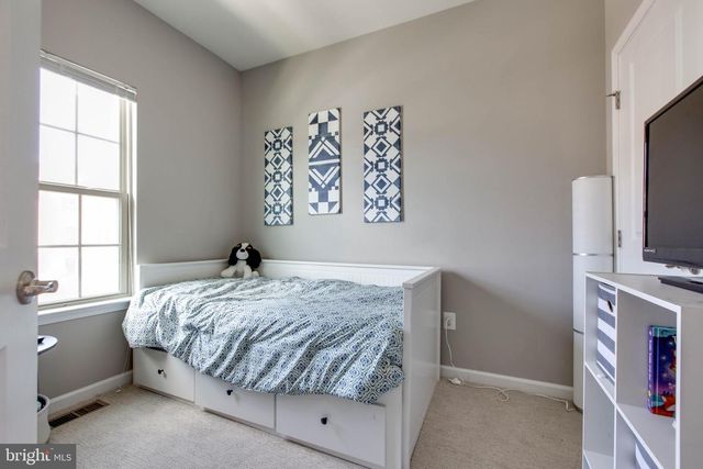 807 FOXLEIGH WAY, Baltimore, MD 21220