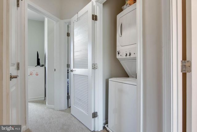 807 FOXLEIGH WAY, Baltimore, MD 21220