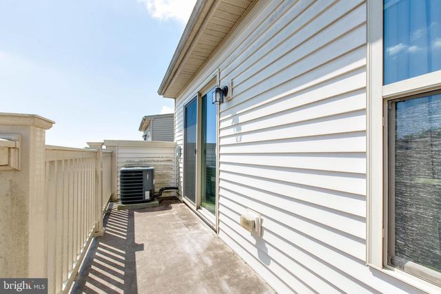 807 FOXLEIGH WAY, Baltimore, MD 21220