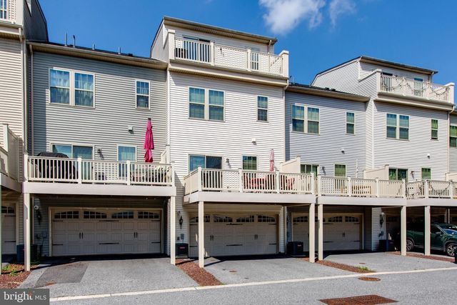 807 FOXLEIGH WAY, Baltimore, MD 21220