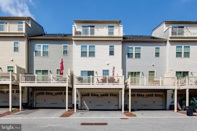 807 FOXLEIGH WAY, Baltimore, MD 21220