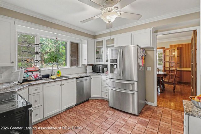 1726 W Lenawee Street, Lansing, MI 48915