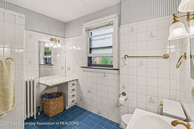 1726 W Lenawee Street, Lansing, MI 48915