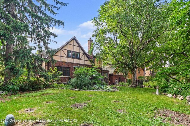 1726 W Lenawee Street, Lansing, MI 48915