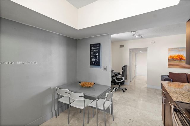 18181 NE 31st Ct PH07, Aventura, FL 33160