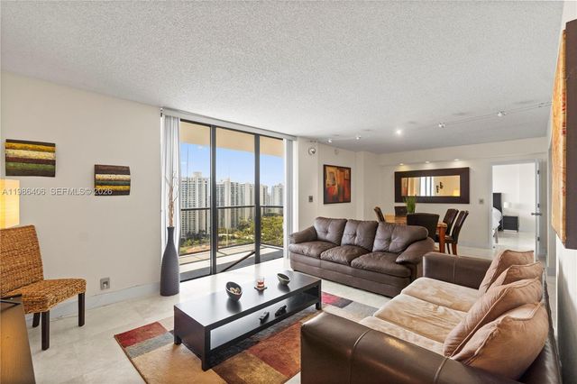 18181 NE 31st Ct PH07, Aventura, FL 33160