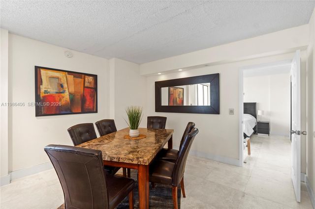 18181 NE 31st Ct PH07, Aventura, FL 33160