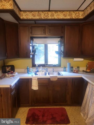 4015 FRIEDENSBURG RD, Oley, PA 19547