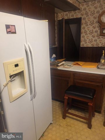 4015 FRIEDENSBURG RD, Oley, PA 19547