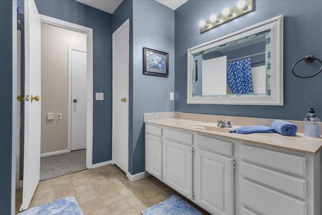 7521 Boulder Bluff Drive, Georgetown Twp, MI 49428