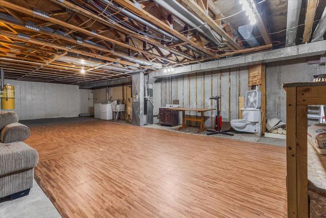 7521 Boulder Bluff Drive, Georgetown Twp, MI 49428