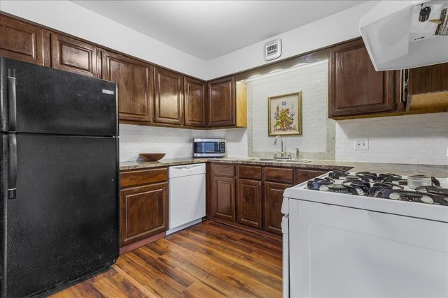 7521 Boulder Bluff Drive, Georgetown Twp, MI 49428