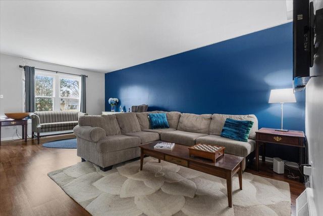 7521 Boulder Bluff Drive, Georgetown Twp, MI 49428