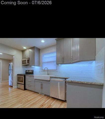 11610 Cardwell Street, Livonia, MI 48150