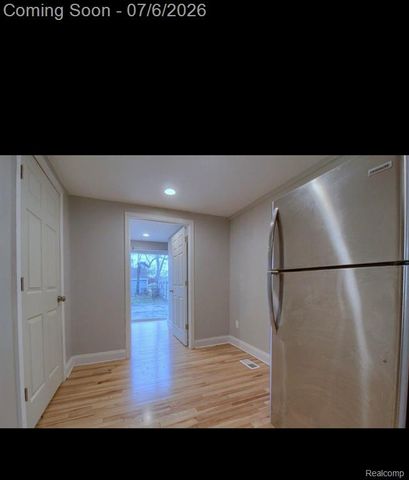 11610 Cardwell Street, Livonia, MI 48150