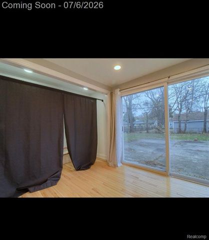 11610 Cardwell Street, Livonia, MI 48150