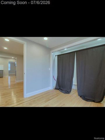 11610 Cardwell Street, Livonia, MI 48150