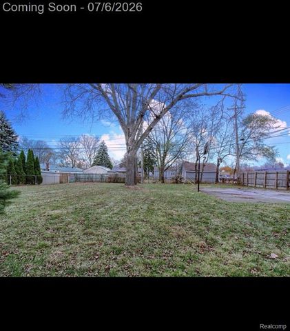 11610 Cardwell Street, Livonia, MI 48150