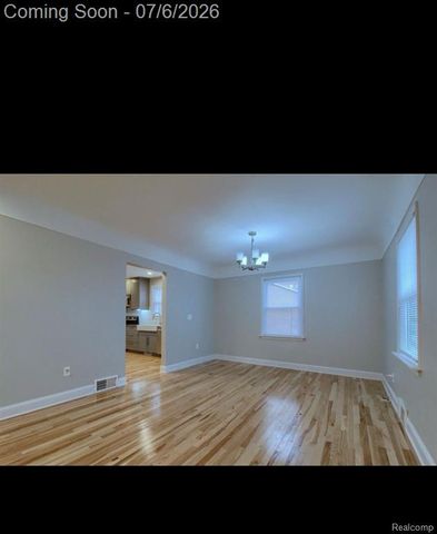11610 Cardwell Street, Livonia, MI 48150