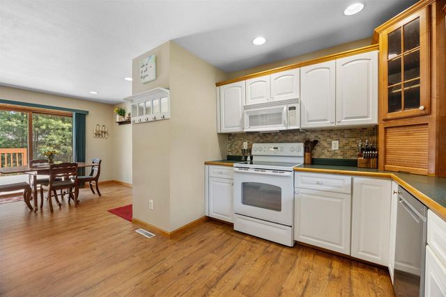 6010 TIMBER WOLFE COURT, Wisconsin Rapids, WI 54494