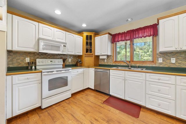 6010 TIMBER WOLFE COURT, Wisconsin Rapids, WI 54494