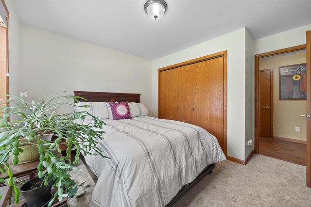 6010 TIMBER WOLFE COURT, Wisconsin Rapids, WI 54494