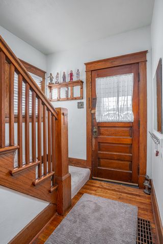 637 E Columbia Avenue, Davenport, IA 52803