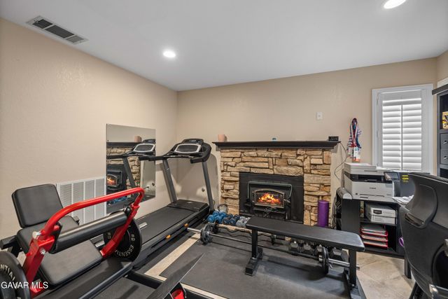 41539 Sandalwood Place, Quartz Hill, CA 93536