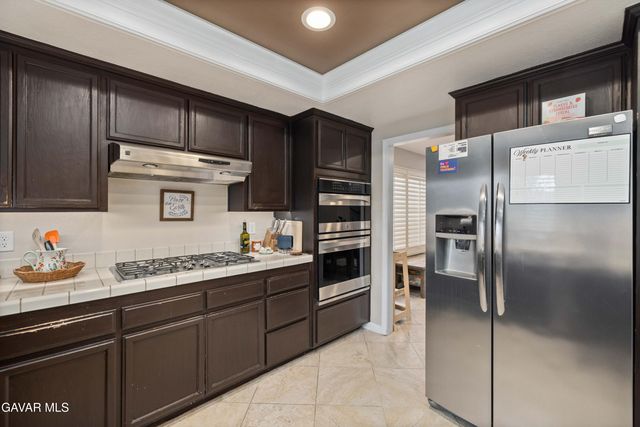 41539 Sandalwood Place, Quartz Hill, CA 93536