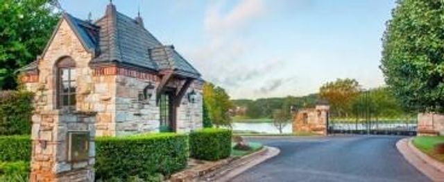 8050 Bald Eagle Road, Edmond, OK 73049